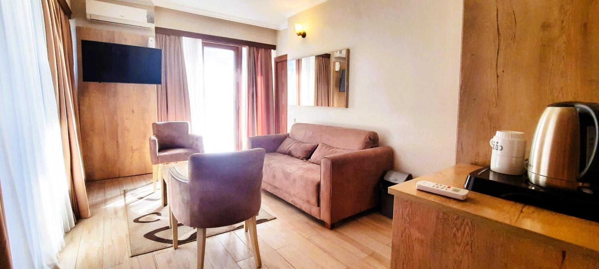 Ashtal Beach Hotel Batum Dış mekan fotoğraf